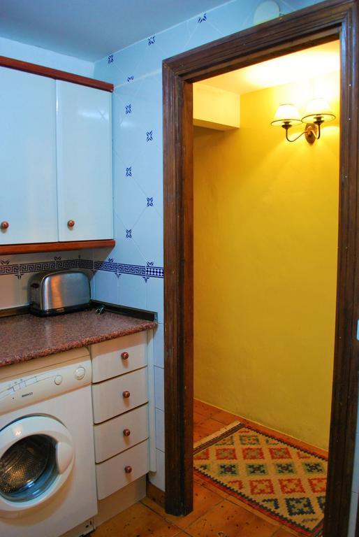 Apartamento Tras Catedral Teruel Bagian luar foto