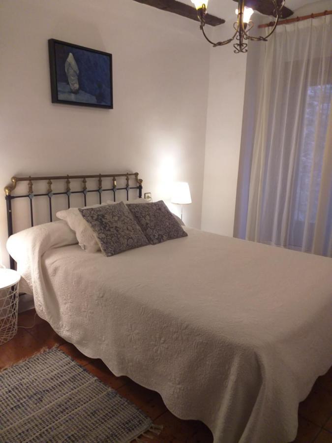 Apartamento Tras Catedral Teruel Bagian luar foto